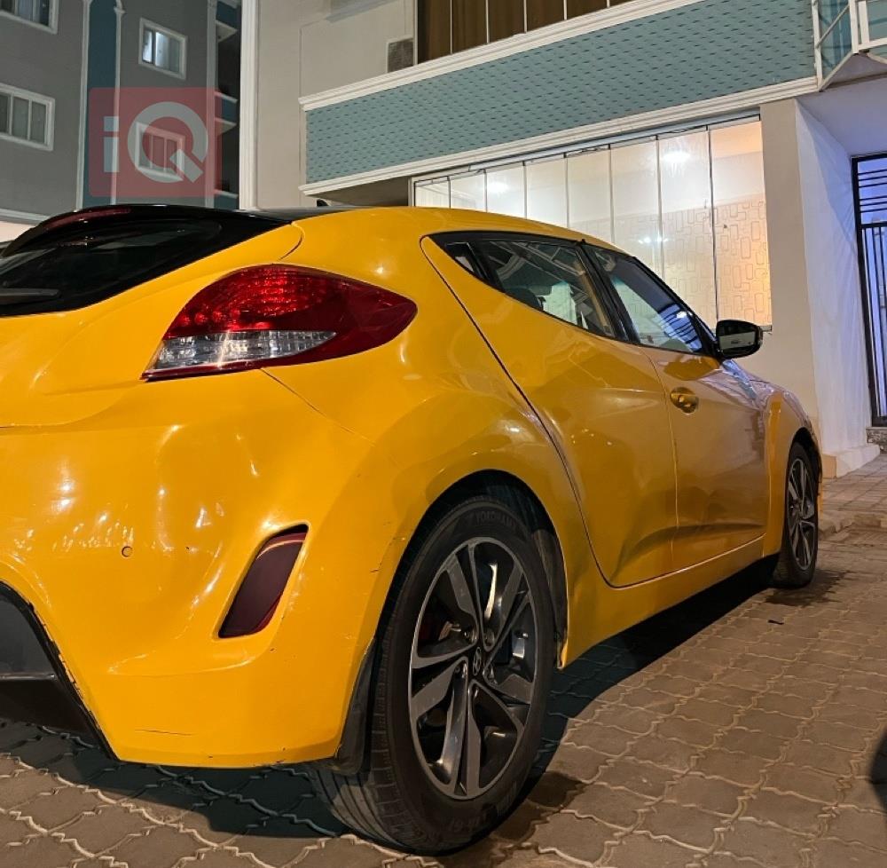 Hyundai Veloster